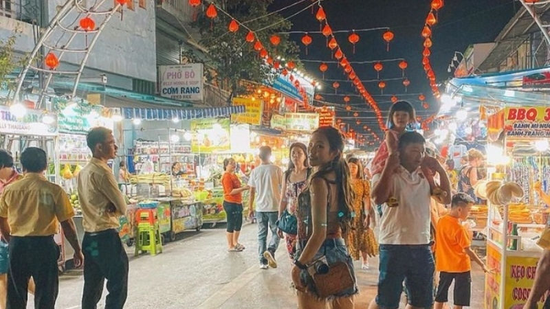 Visit Phu Quoc night market