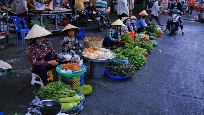 Duong Dong Market