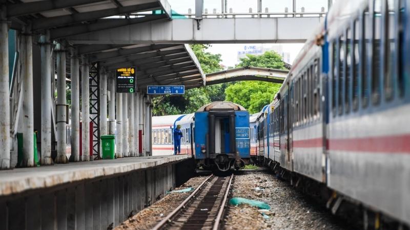 Train to Quang Tri 