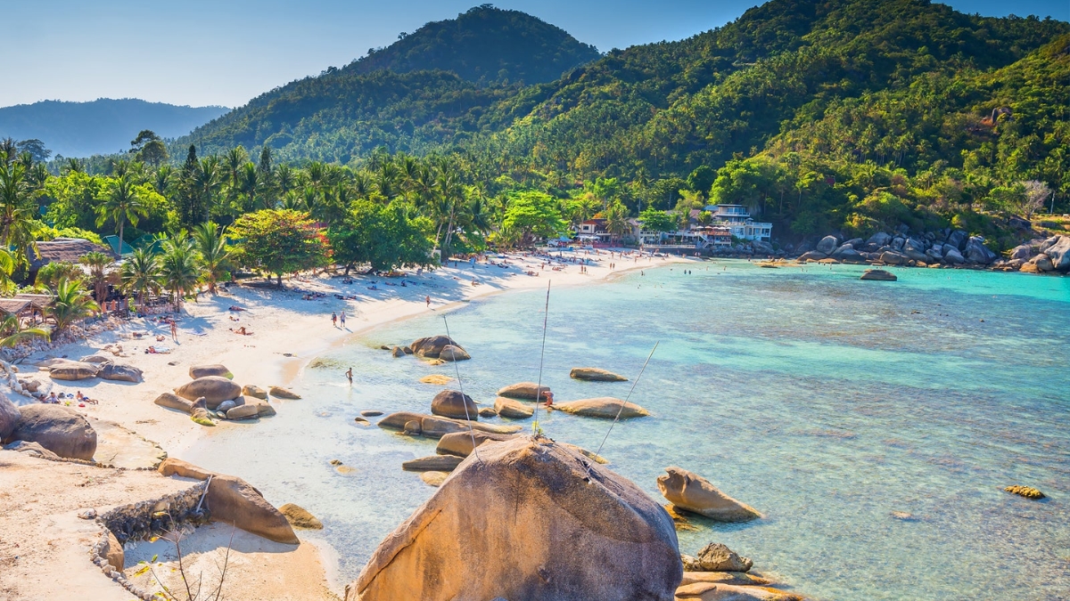 Koh Samui In Dry Season With Bright Sunlight And Emerald Water