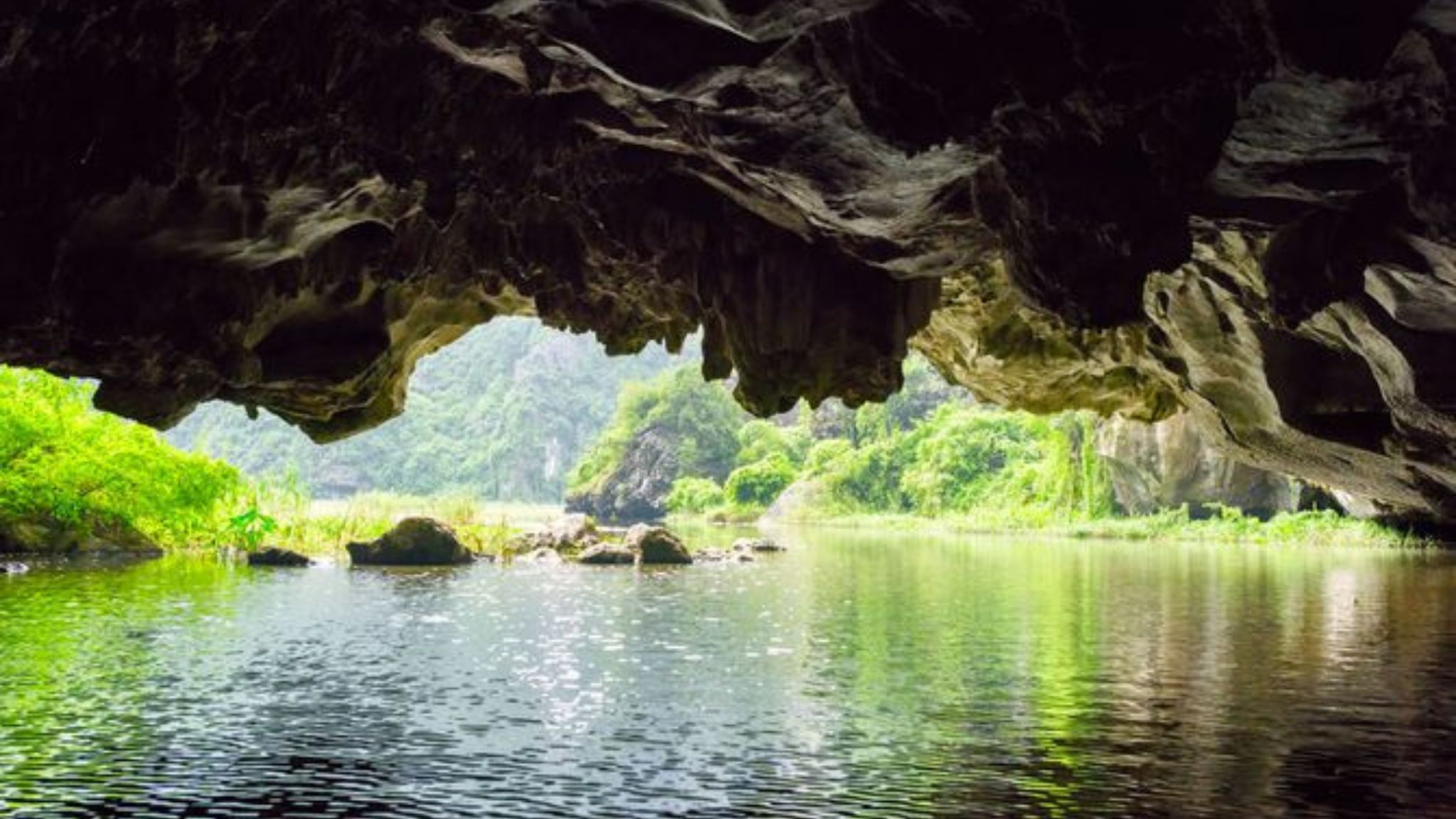 Discover The Stunning Tien Cave