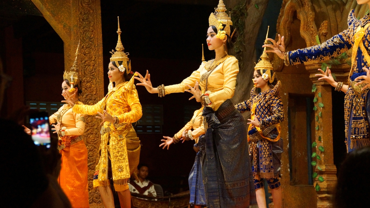 Khmer Apsara Performance