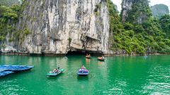 5 Best Ways to See Halong Bay & Discover True Beauty