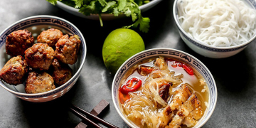 Bun Cha Hanoi (Kebab Rice Noodles)