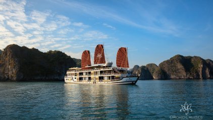 Cruising to Lan Ha Bay - New trend for Halong Bay Cruise