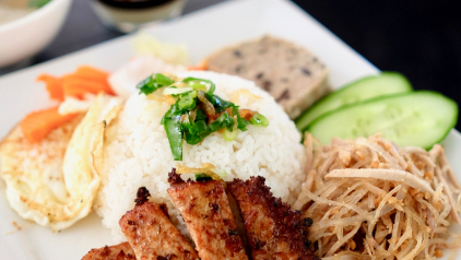 Com Tam Suon Nuong - a delicious typical dish of Ho Chi Minh City