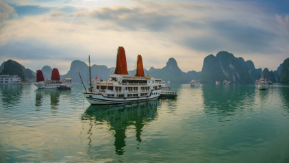 Is Halong Bay Worth It? Top 5 Reasons Why You Must Visit
