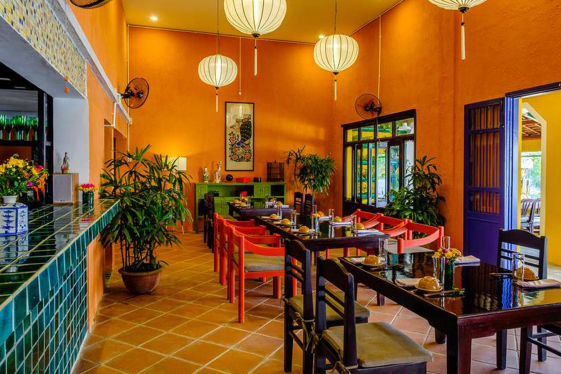 Top 5 Must-Try Vietnamese Restaurants in Hoi An