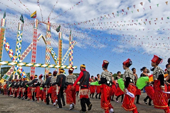 Kachin Manaw festival