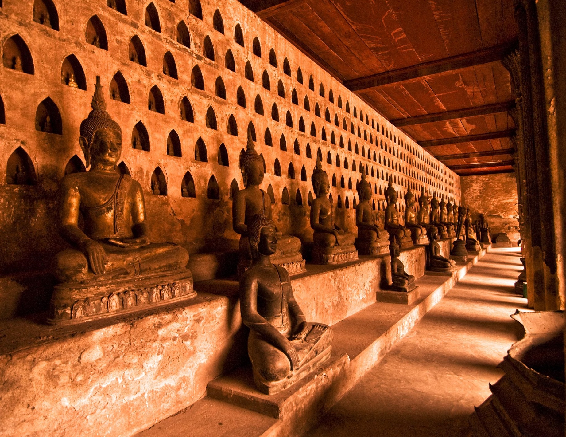 Statues of Buddhas in Wat Si Saket