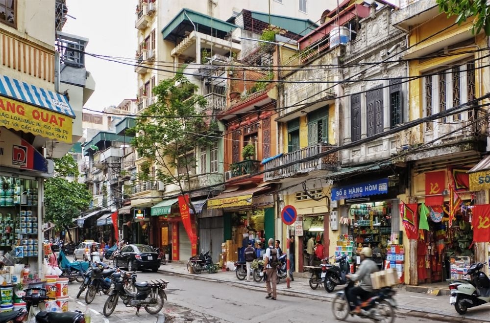 Old Tube House Alleyways Of Hanoi's Old Quarter