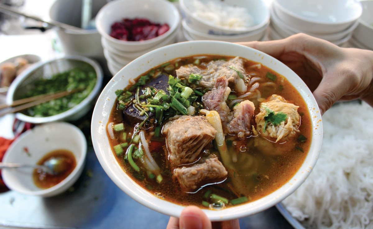 Bun Bo Hue – an iconic dish of Hue cuisine - Foodie in Vietnam
