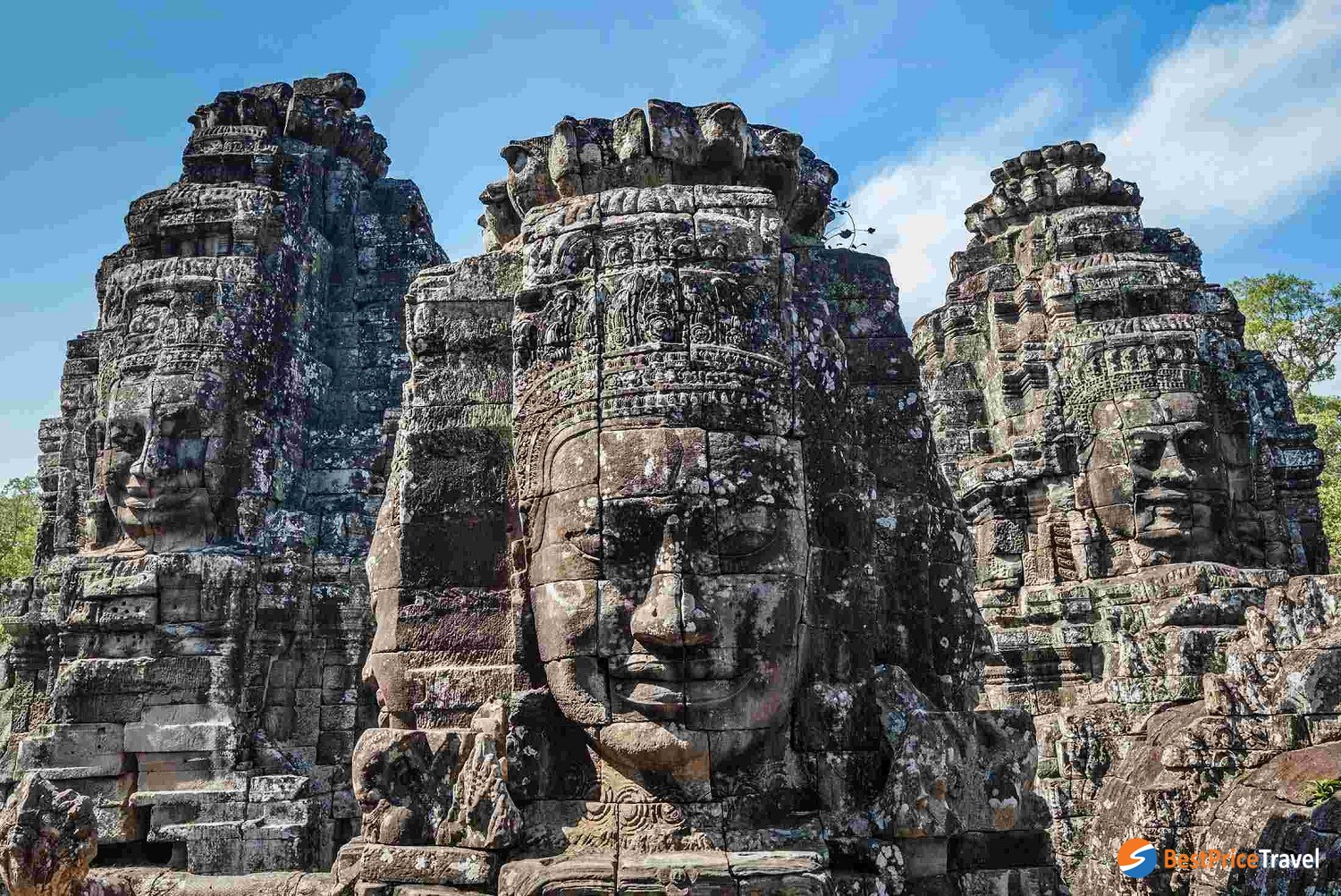 Angkor Smile - a must-visit site in any Angkor complex