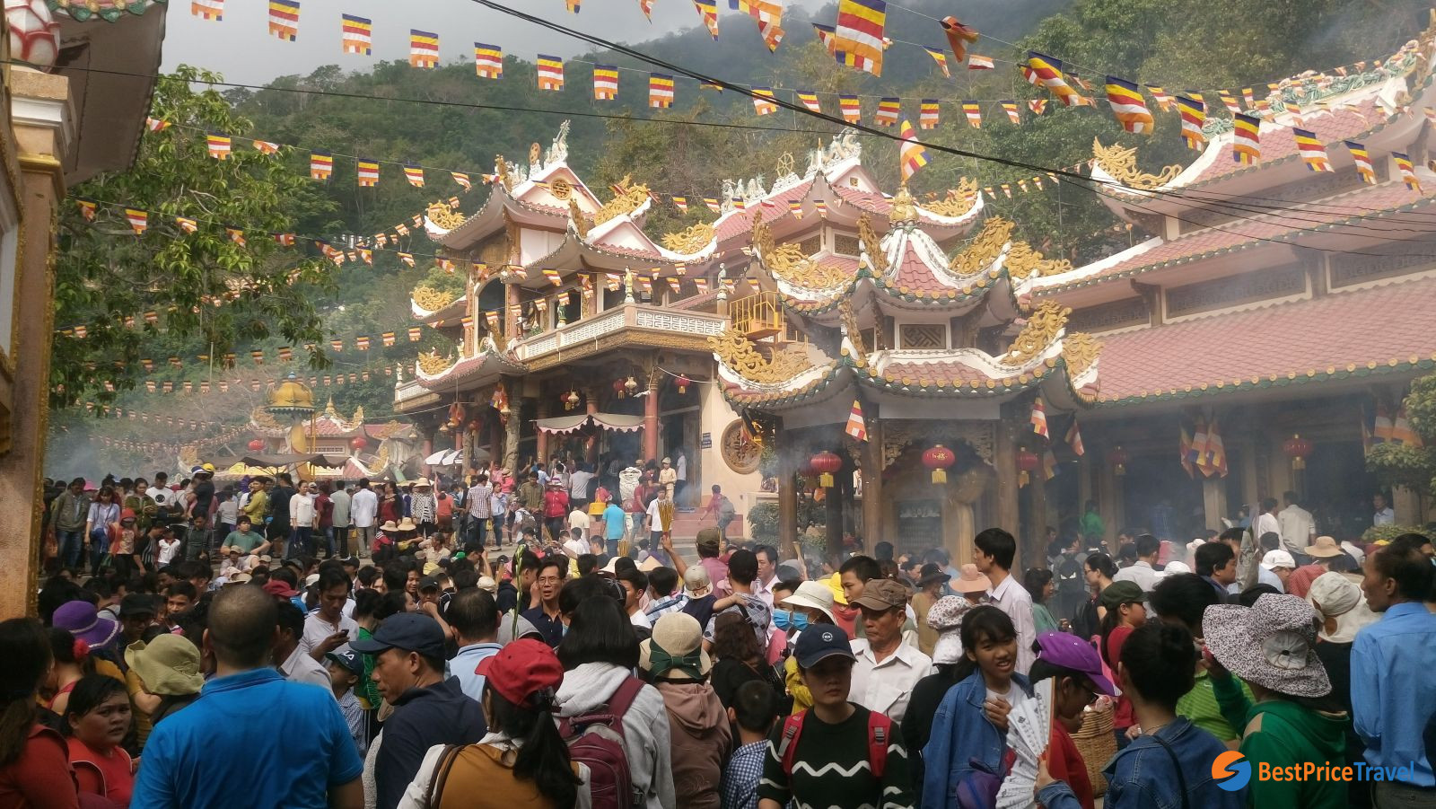 People come to Ba Den mountain Spring Festival