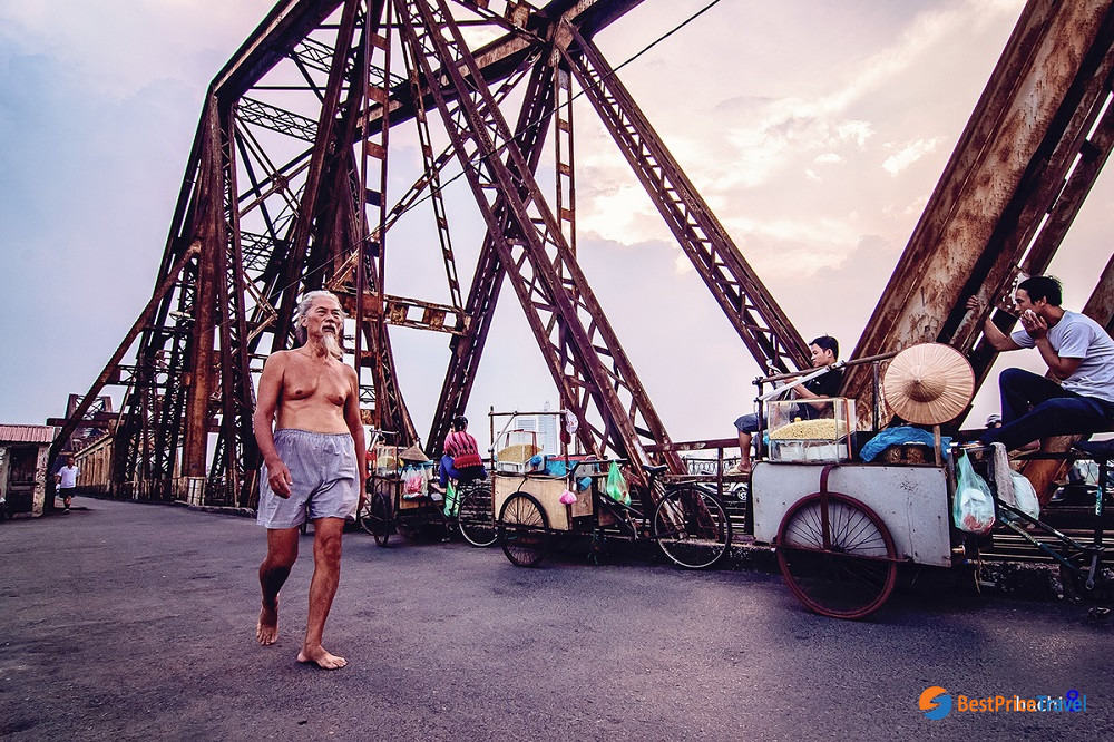 Best of Inspirational Ideas about Hanoi Street Photography - Long Bien Bridge