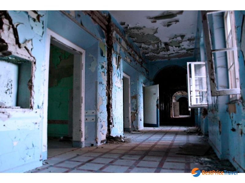 Ba Vi abandoned hospital