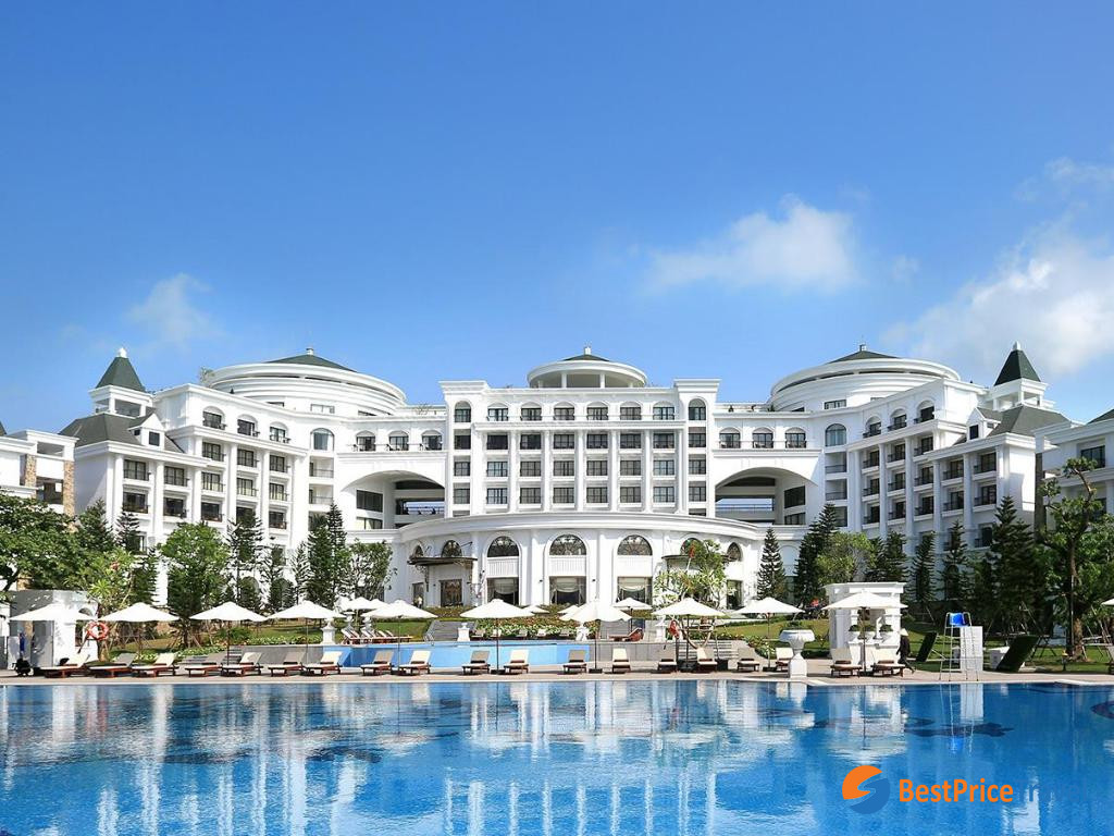 Vinpearl Resort & Spa - 5* Resort in Ha Long
