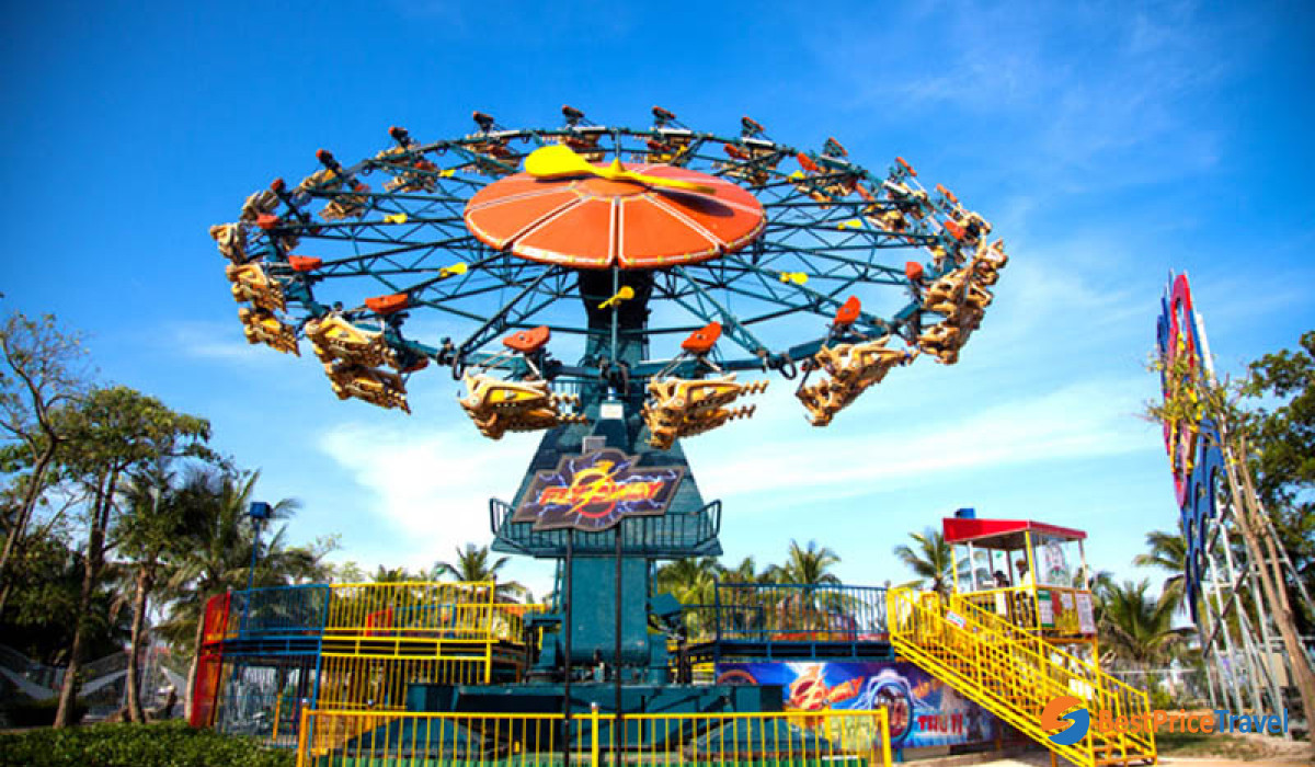 Tuan Chau Amusement Park - perfect choice while visiting halong bay in summer days