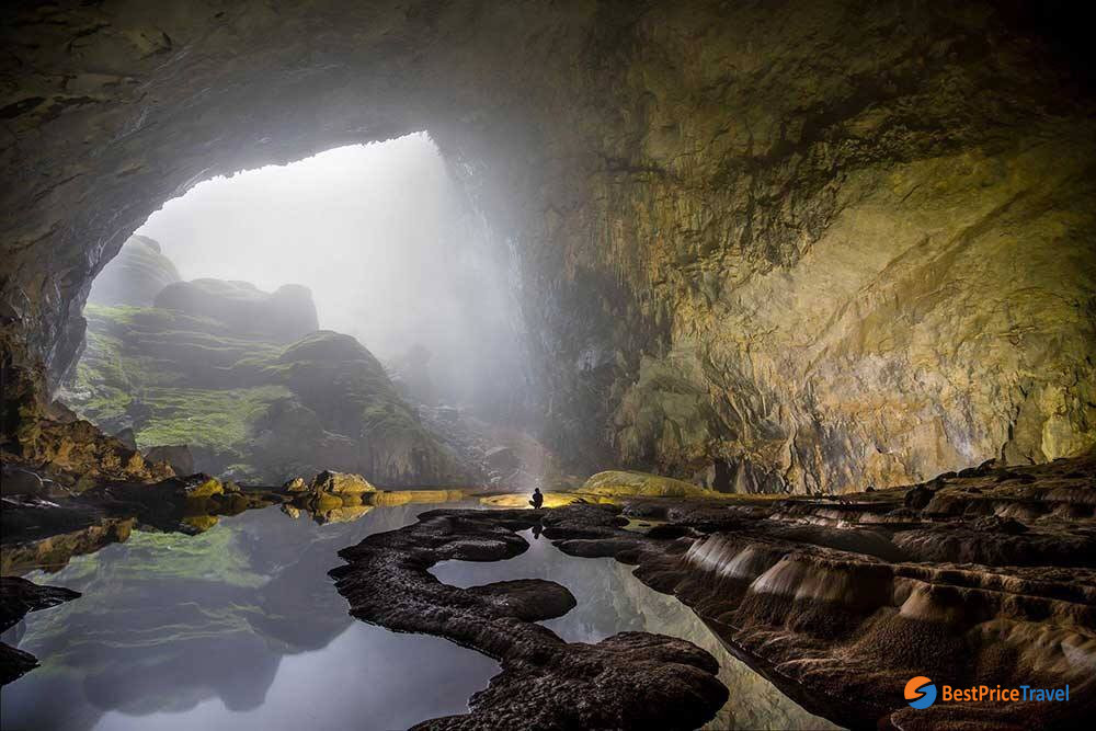 to Son Doong Cave - Destination to Take the Most Spectacular Travel Photos in Vietnam