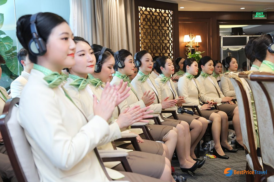 Bamboo Airways international flight attendants