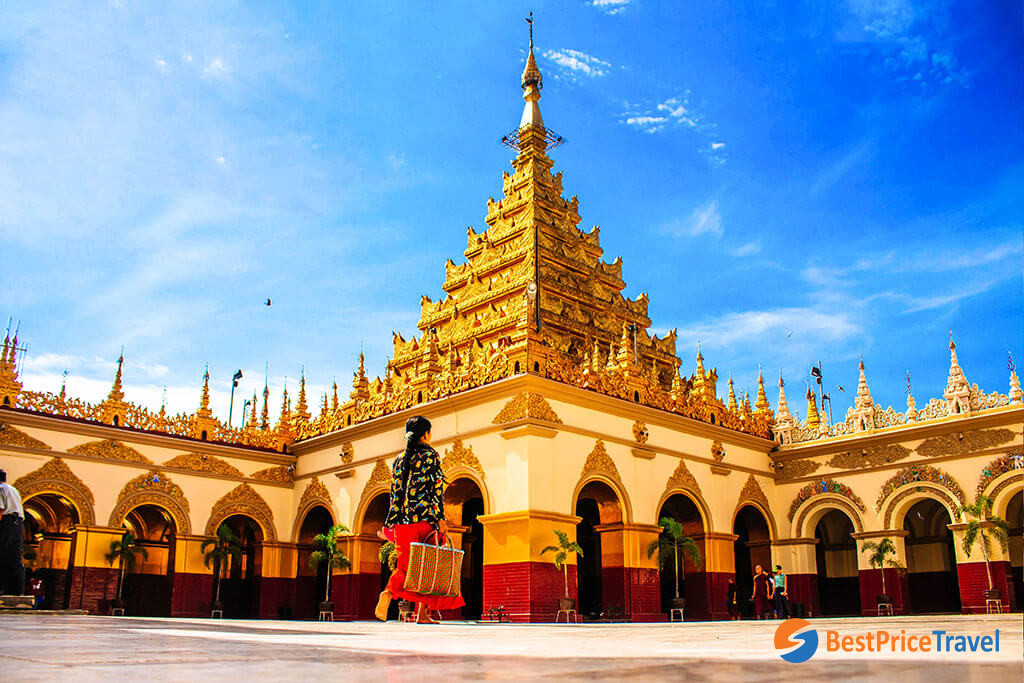 enjoy stunning shrines of Mahamuni Pagoda for one day tour in Mandalay 