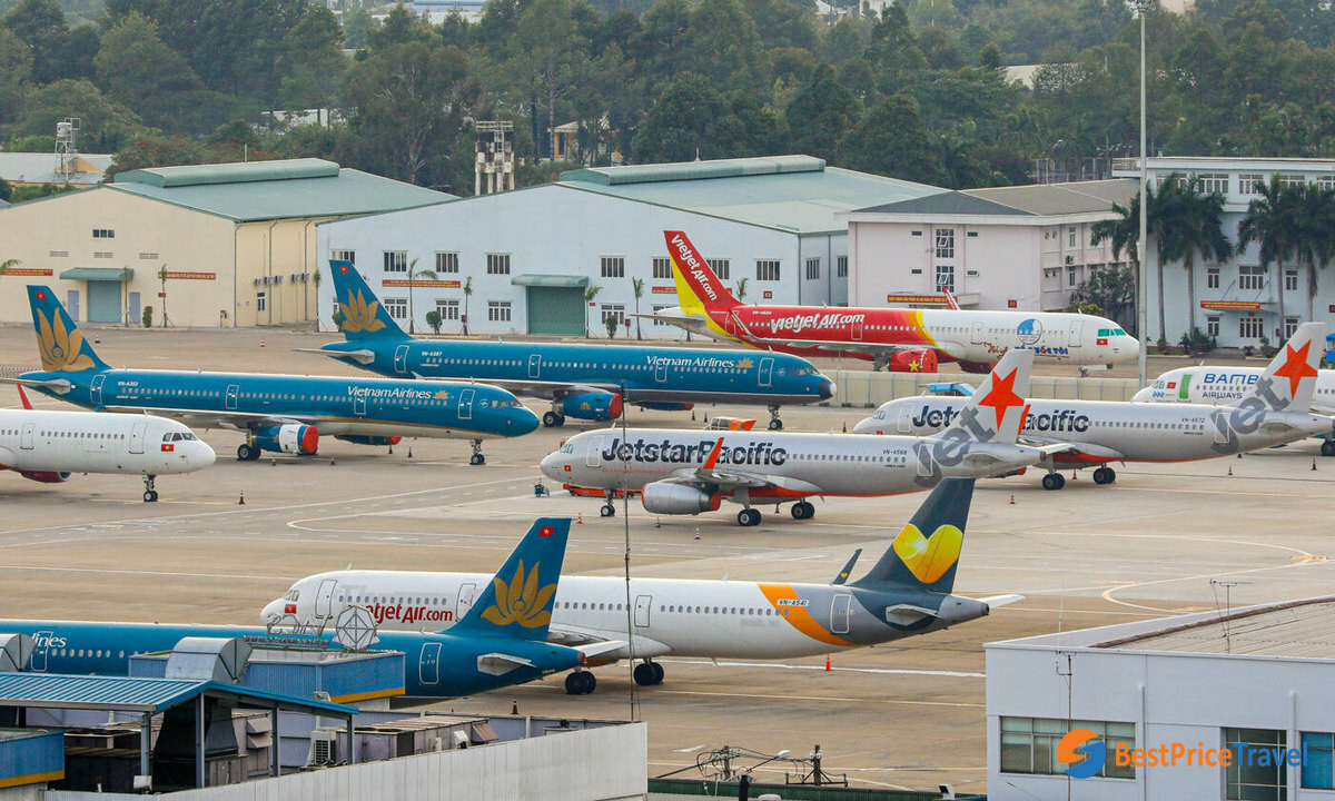 There are 5 operational airlines in Vietnam