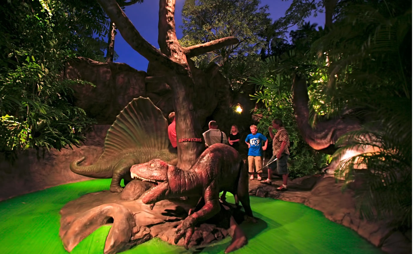 Dino Park and Mini Golf - Top Nightlife activities in Phuket 