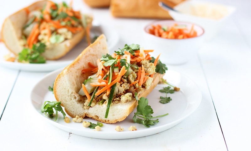 BANH MI CHAY Vegetarian Vietnamese food - A must-try for vegan tourist