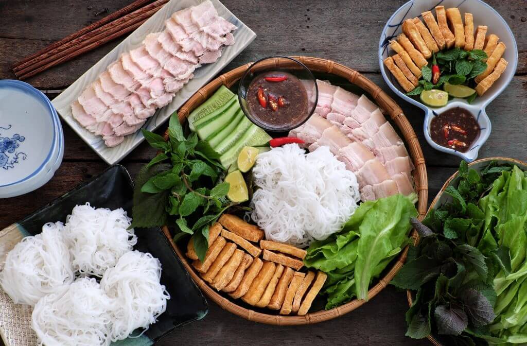 Bun DAU nAM TOM  An overall guideline of Vietnamese noodles
