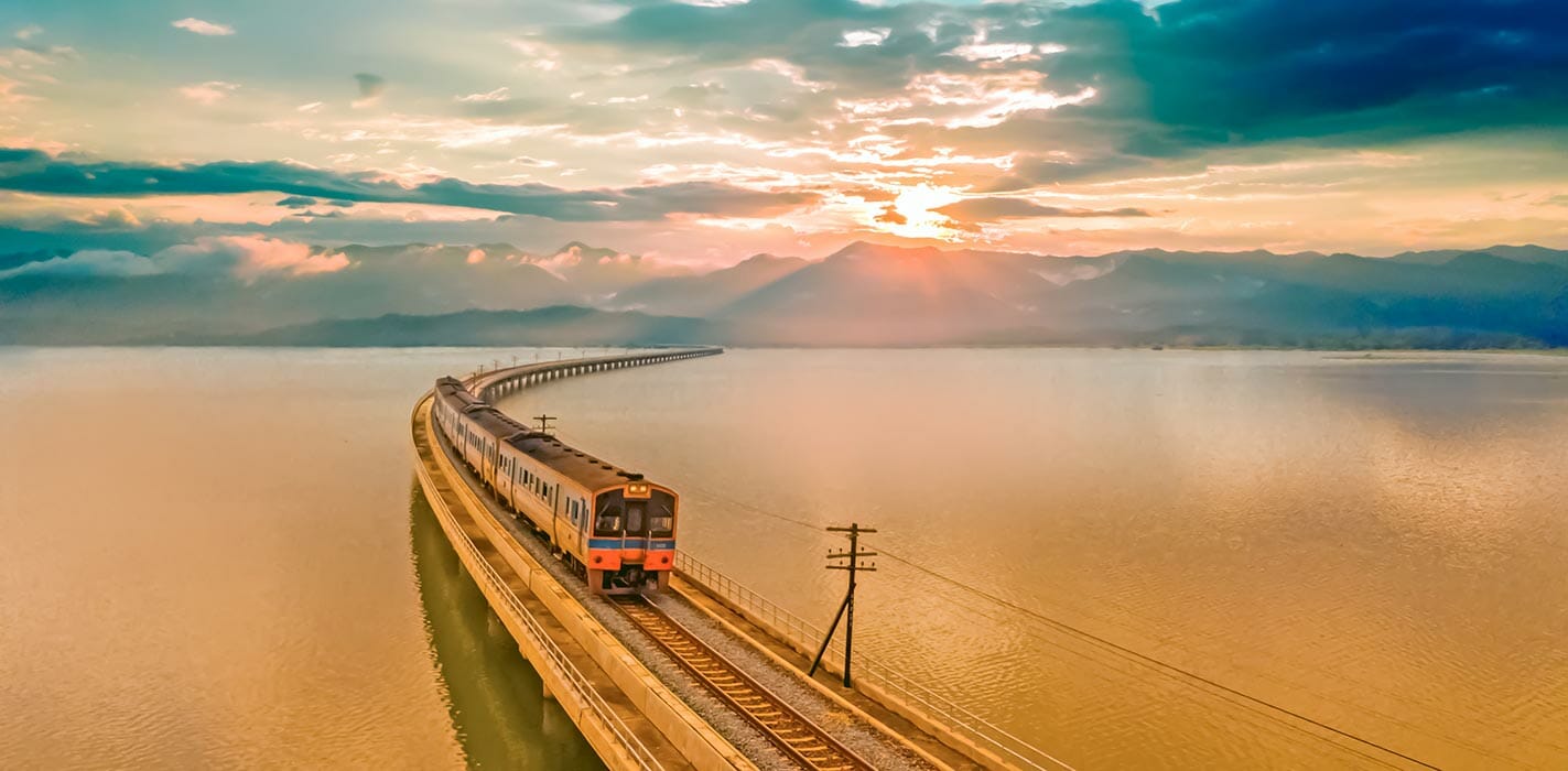 Travel to Thailand by train - Top 5 Best Ways to Travel to Thailand