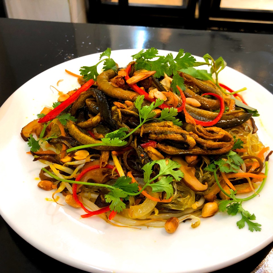 Vietnamese Glass Noodles with Deep-Fried Eel