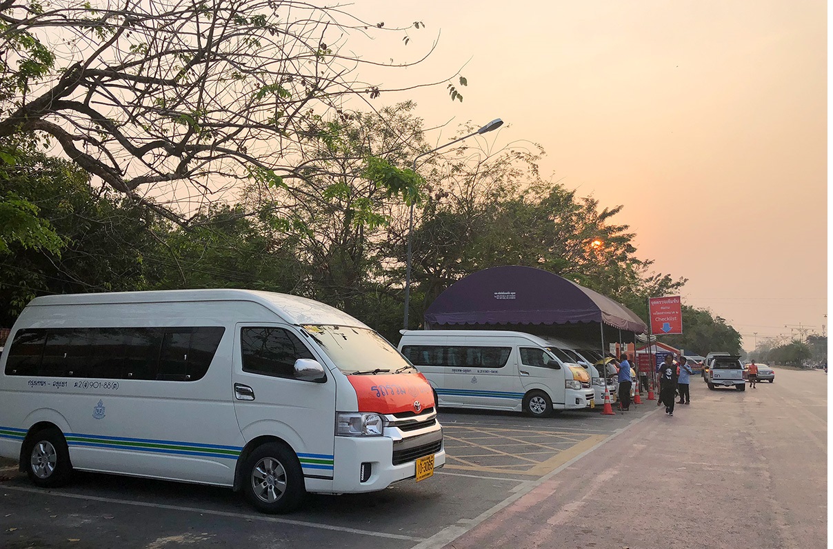Minivan - Best Ways to get from Bangkok to Ayutthaya