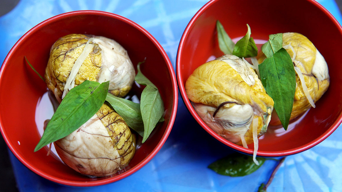 Trung Vit Lon - Top 25 best food in Hanoi