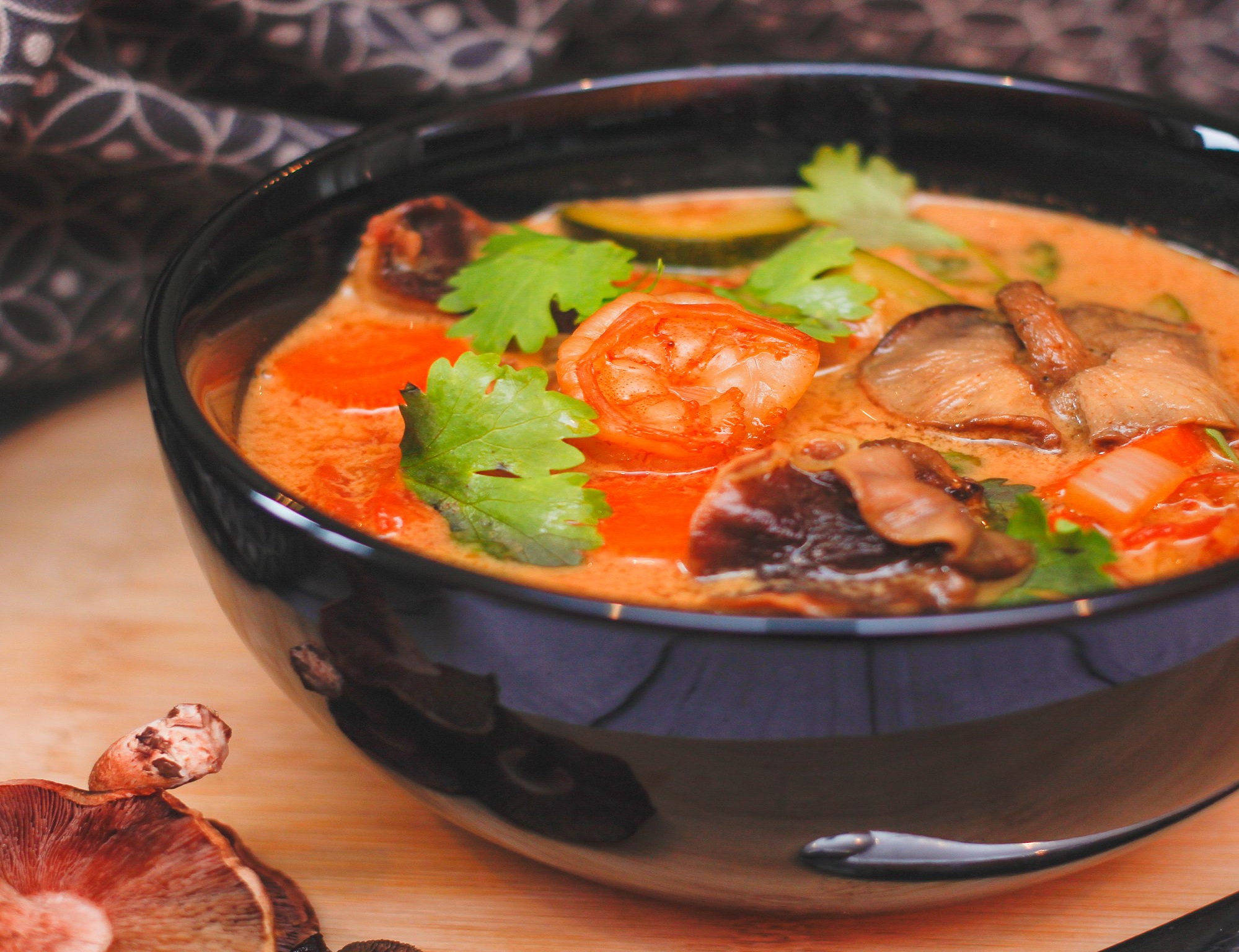 Tom Yum - Top 10 foods you must try once visiting Bangkok 