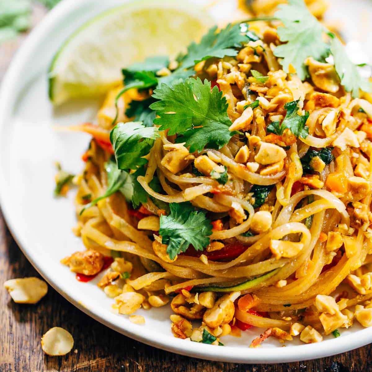 Pad Thai - Top 10 foods you must try in Thailand