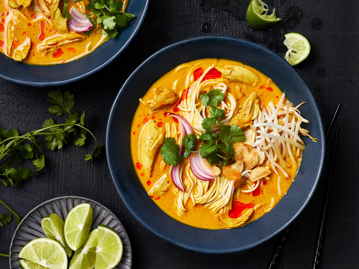 Khao Soi - Top 10 foods you must try in Thailand