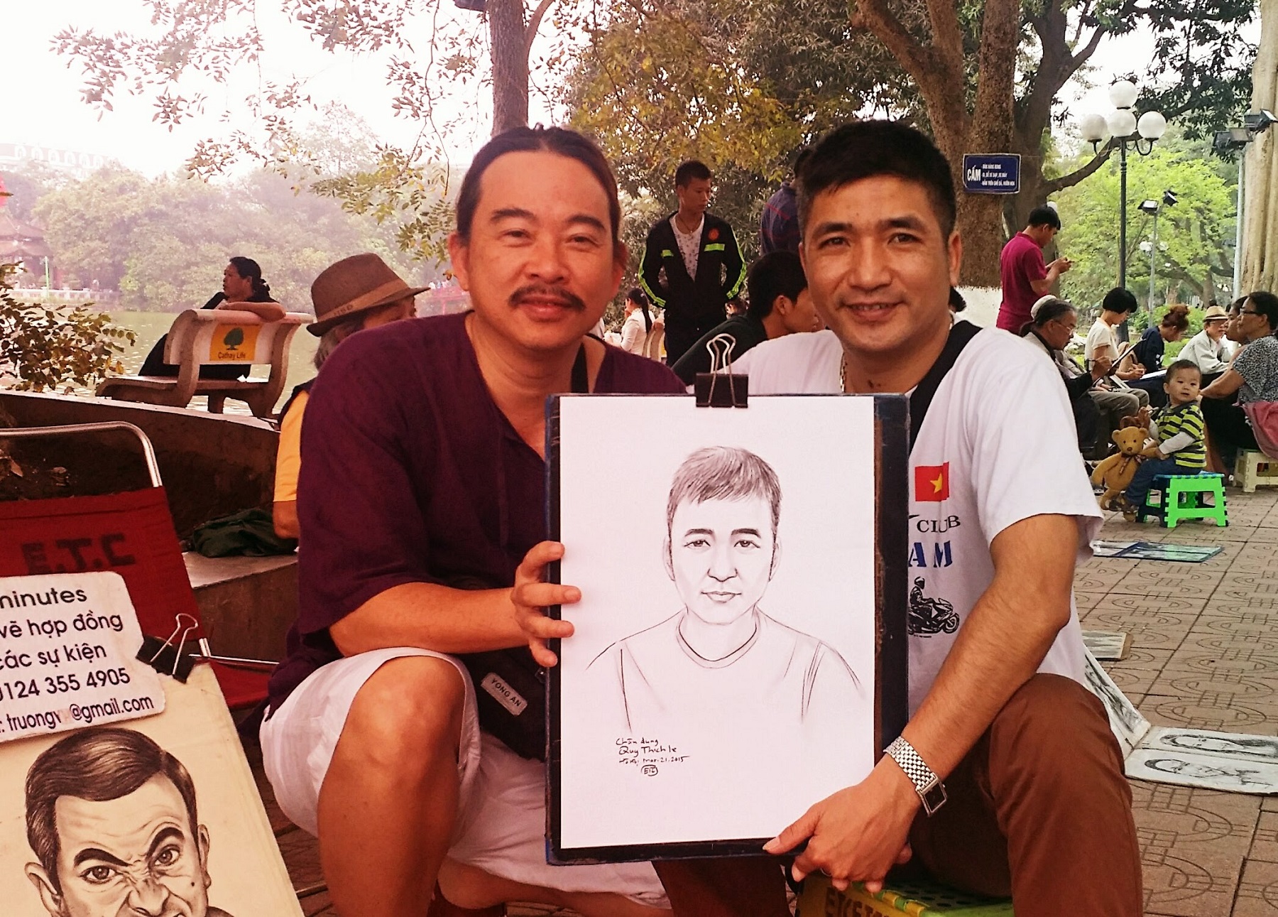 Try Portrait Painting At Hanoi Walking Street
