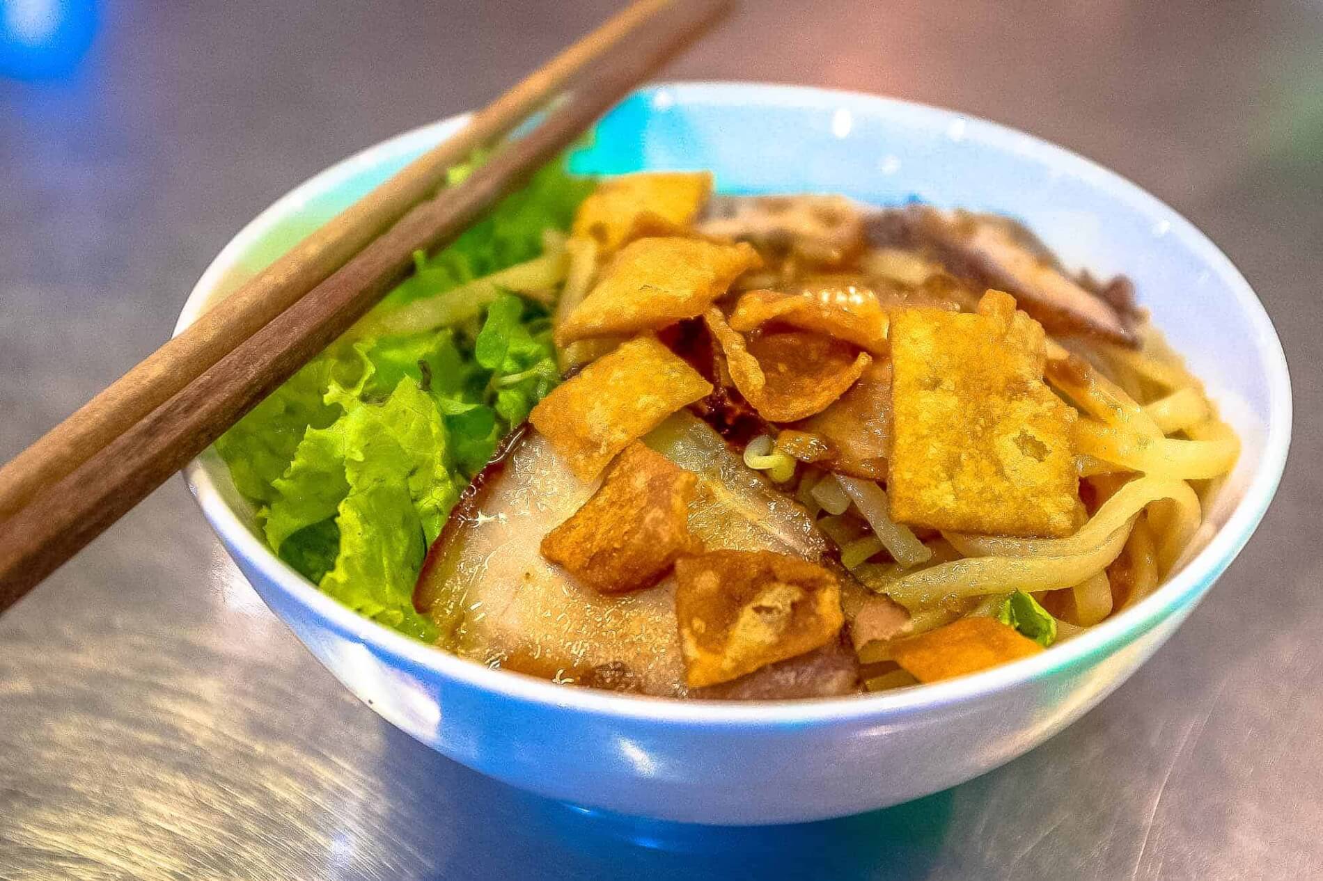 Cao Lau - Must-eat dishes in Da Nang