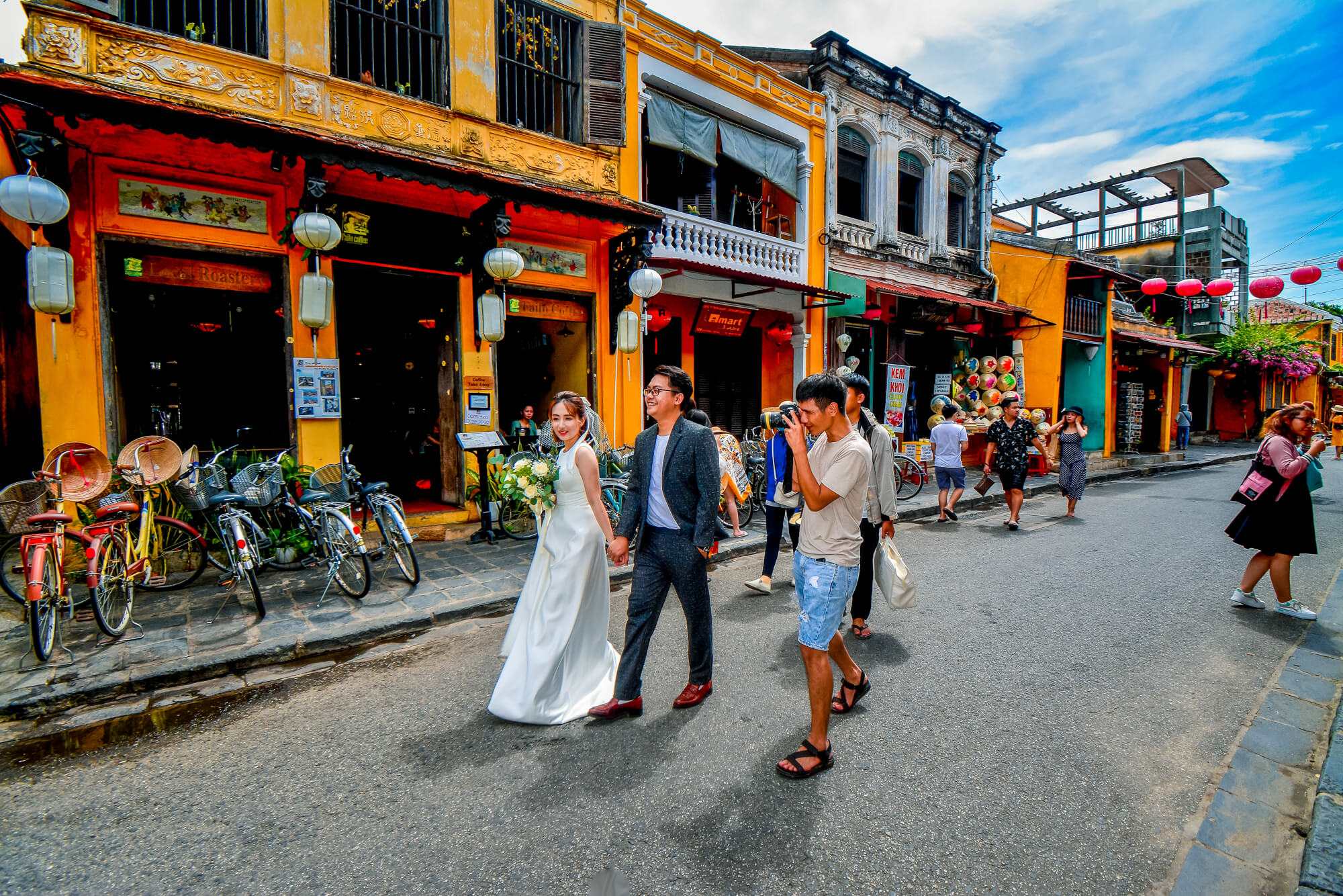 Check in Hoi An ancient town