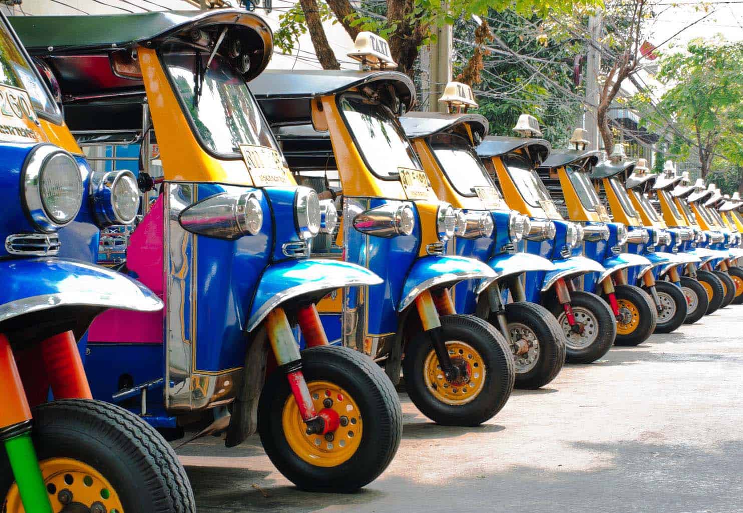 How to Negotiate for a Better Tuk-tuk Price in Thailand