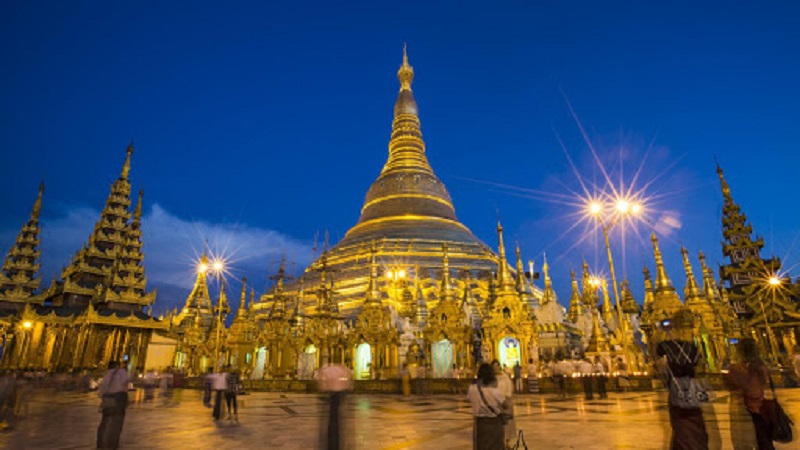 Flight from Yangon to Mandalay 