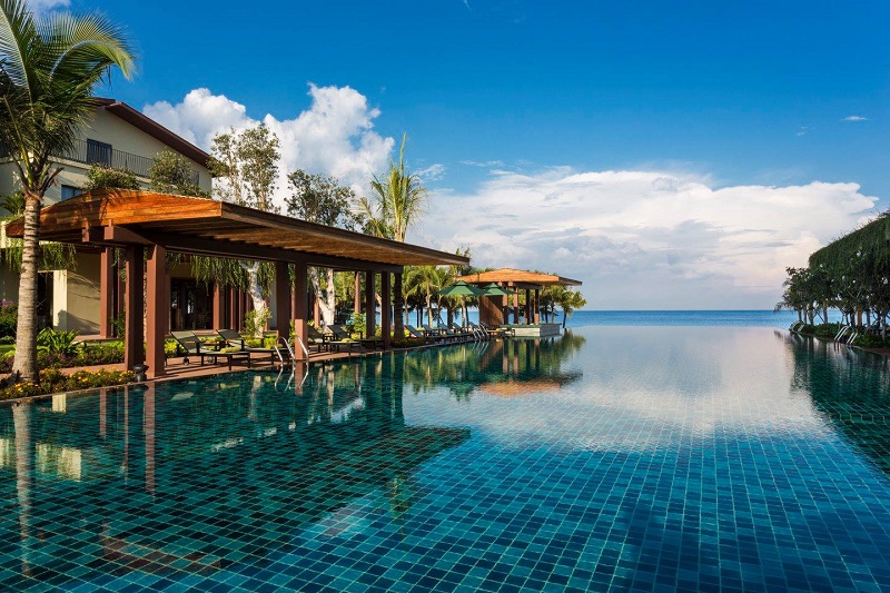 Dusit Princess Moonrise  Top 10 Luxury Resorts in Vietnam