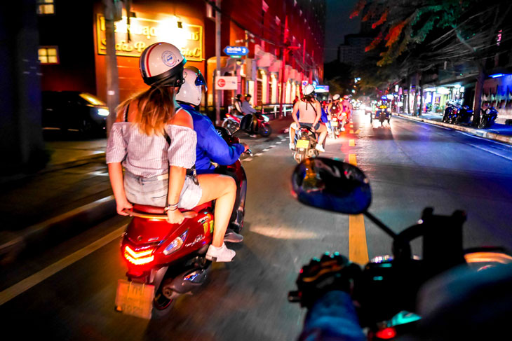 Best scooter rentals in Bangkok 