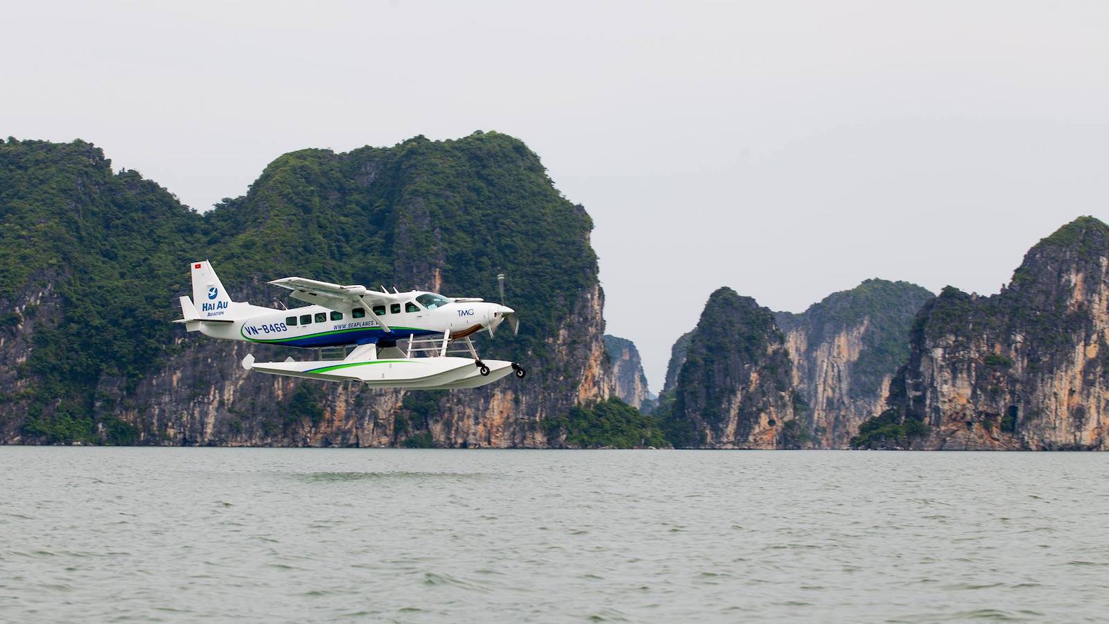 Seaplane - a new way to see Halong Bay