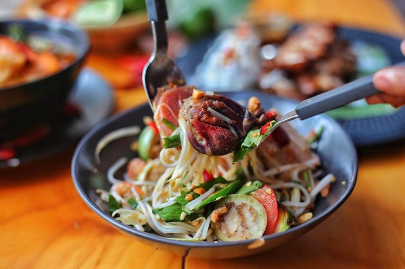 Explore the Essence of Thai Cuisine SomTum