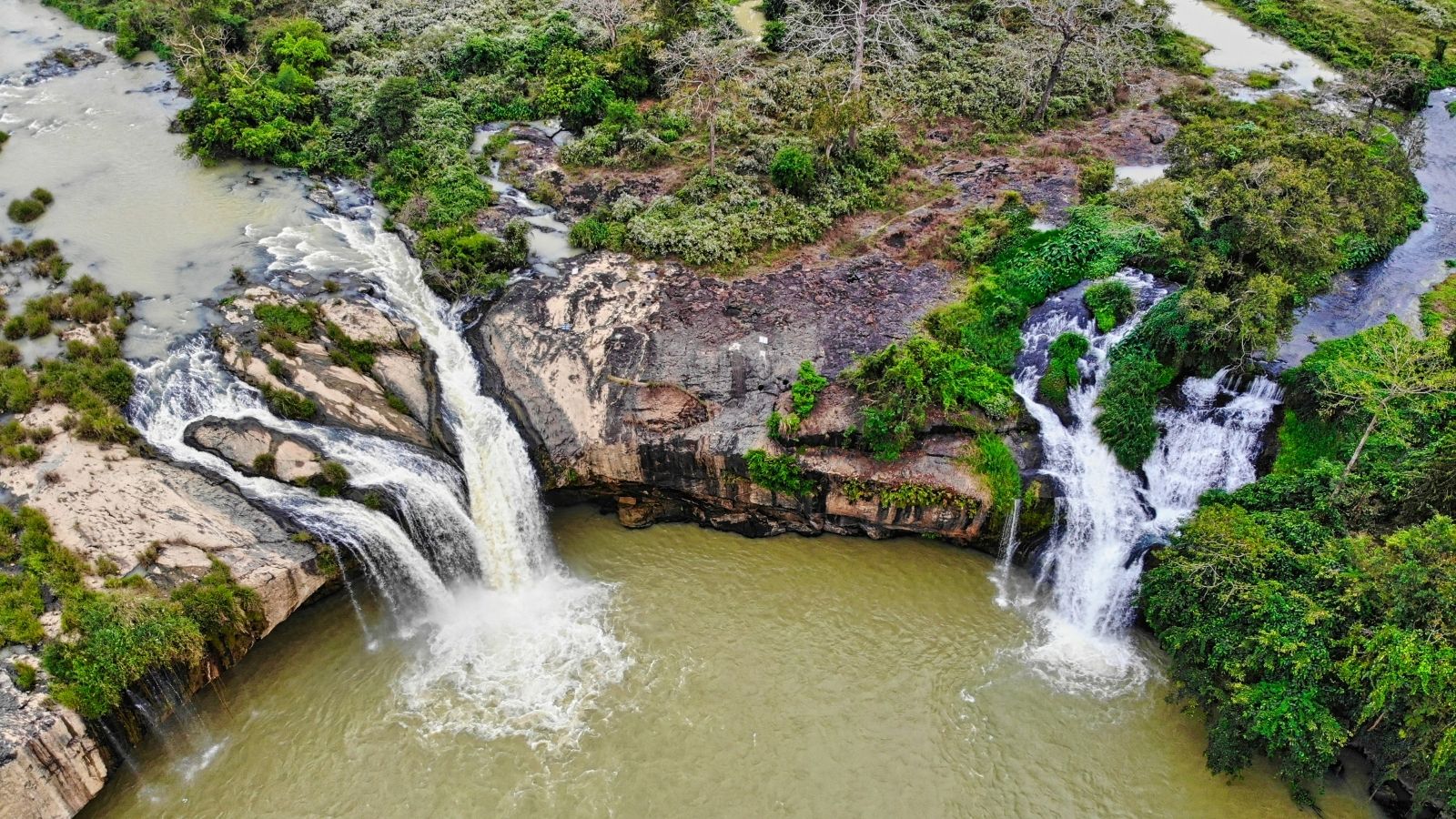 Dray Nur Waterfall - perfect picnic sport
