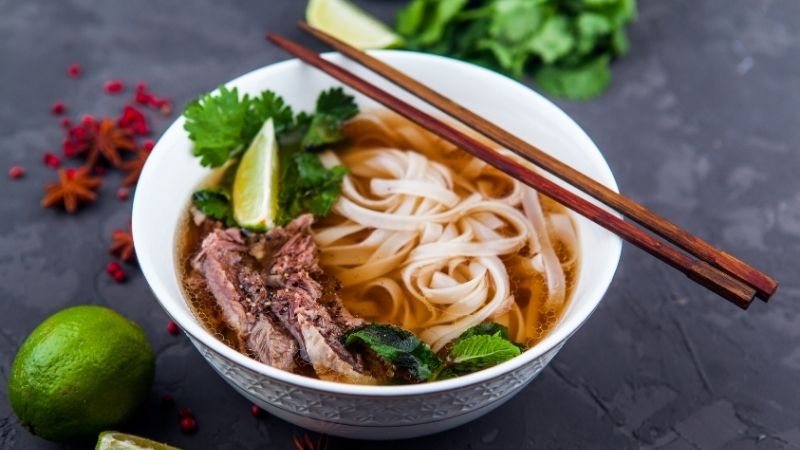 Pho (noodle soup)
