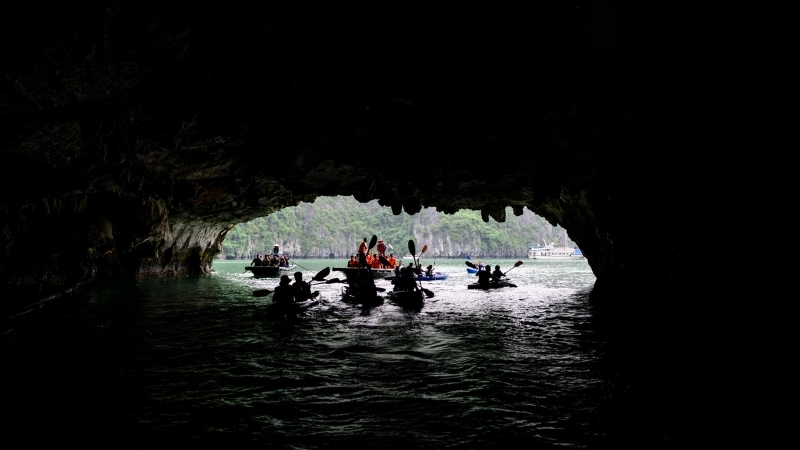 Kayaking in Luon cave, Halong Bay