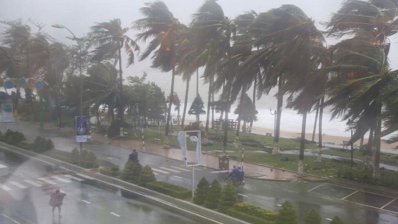 Typhoon season hits Center Vietnam