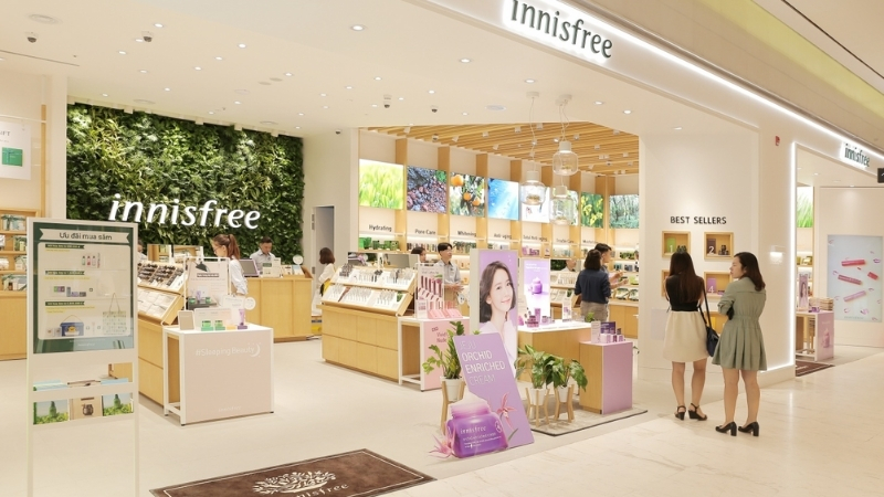 Shop in Lotte Shopping Center